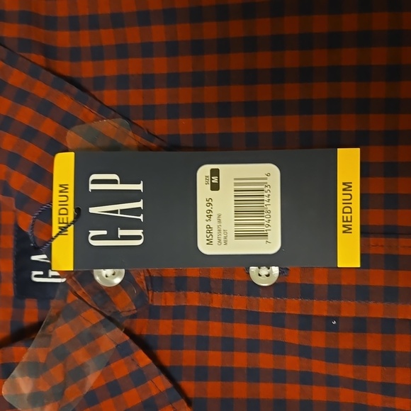 NWT GAP red & blue button up shirt medium - Picture 4 of 5